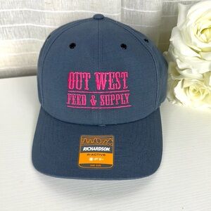 RICHARDSON OUTDOOR ADULT Navy and Pink Cap,